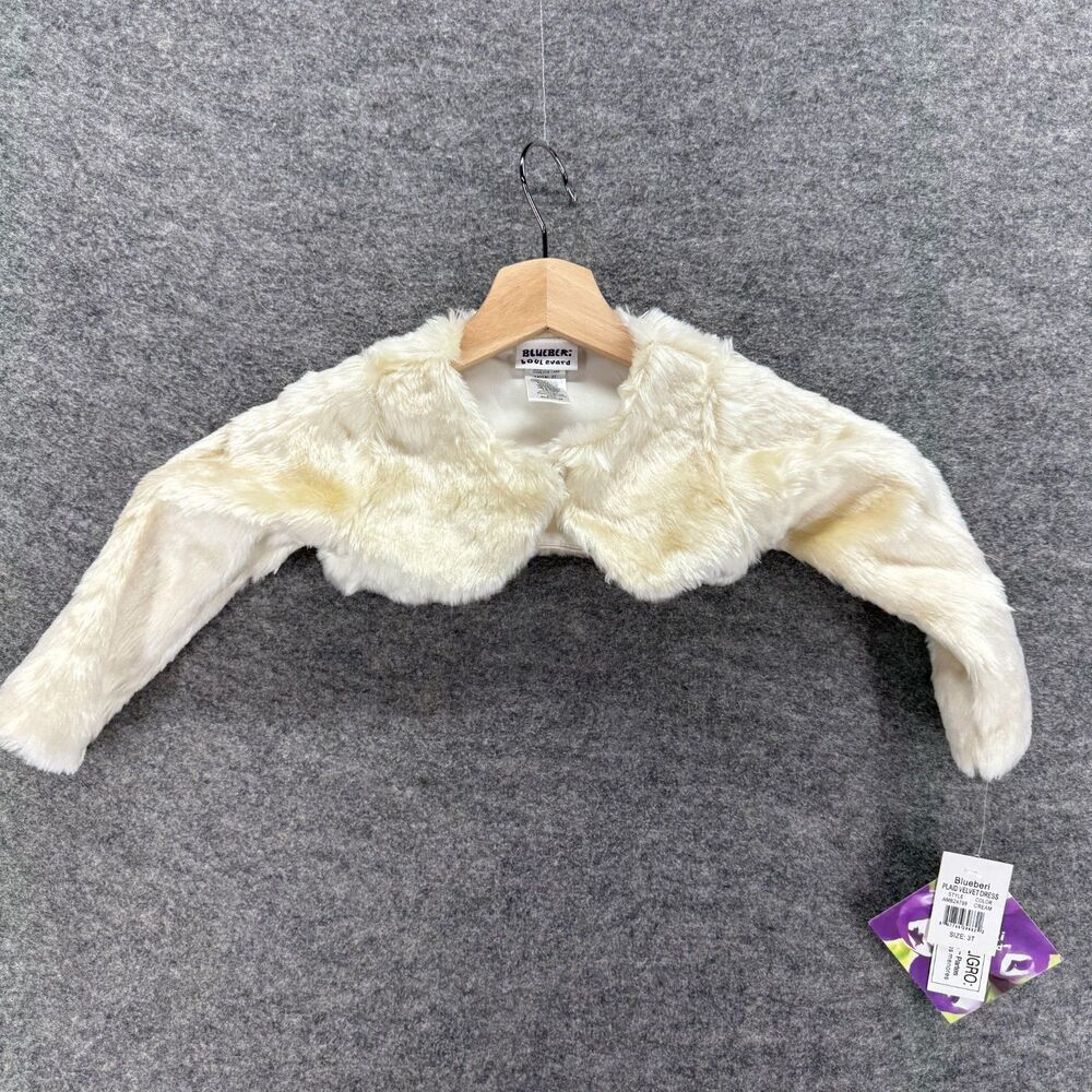 New Blueberi Boulevard Cropped Top Girls 3T Beige Long Sleeve Fleece Button
